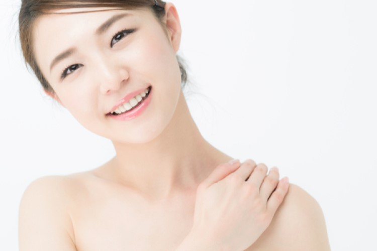 お風呂上りにやると有効なヨガポーズの効果とやり方